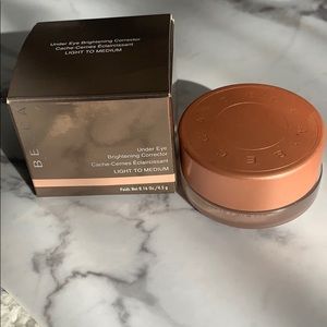 Becca corrector